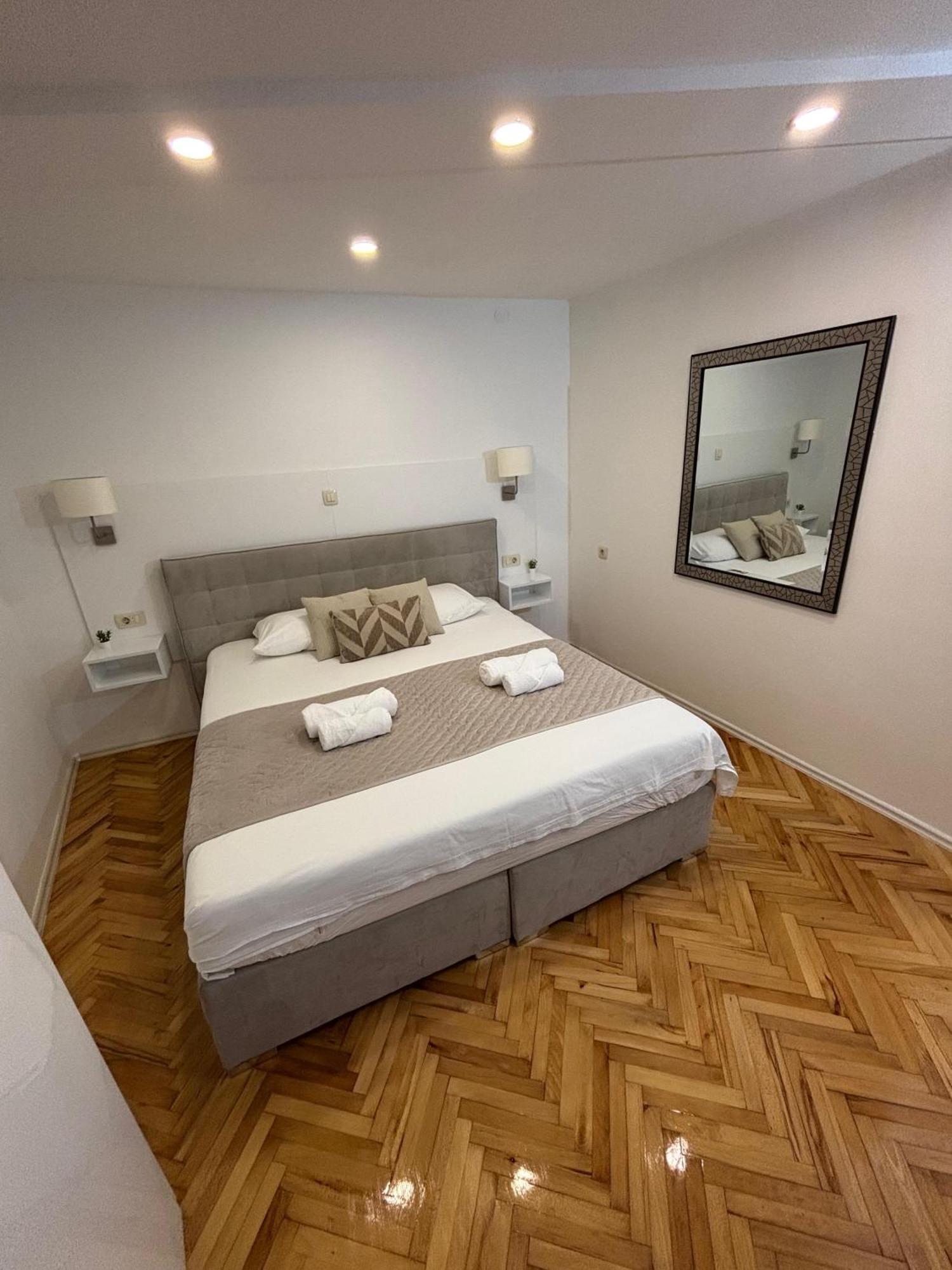 Palace Apartment Сплит Екстериор снимка